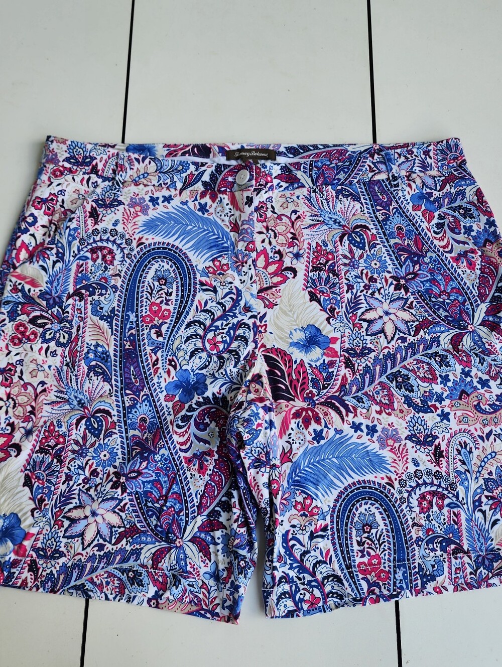 Tommy Bahama Women’s Paisley Cotton Blend Shorts Red Blue Size 16